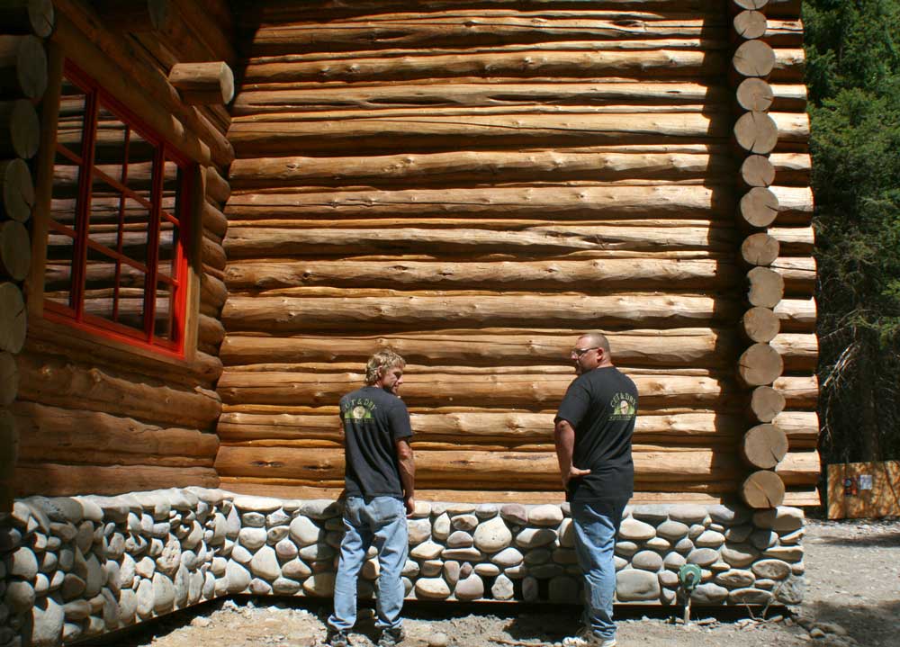 Log Home Custom Wood Chinking
